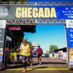 corrida-dos-poderes-vai-alem-do-esporte-e-transforma-rotina-de-servidor-do-detran-ms,-homenageado-pelo-governador