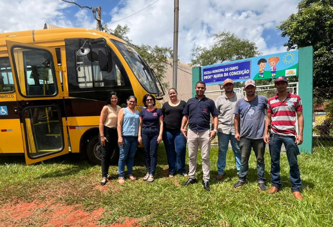 mais-conforto-e-seguranca-no-campo:-novo-onibus-reforca-transporte-de-estudantes-no-assentamento-santa-clara