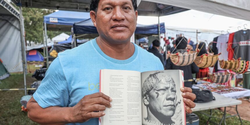 indigena-no-xingu-aprendeu-portugues-para-salvar-aldeia,-diz-biografo