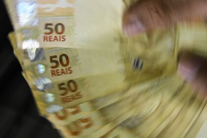 poupanca-tem-retirada-liquida-de-r$-11,1-bilhoes-em-marco