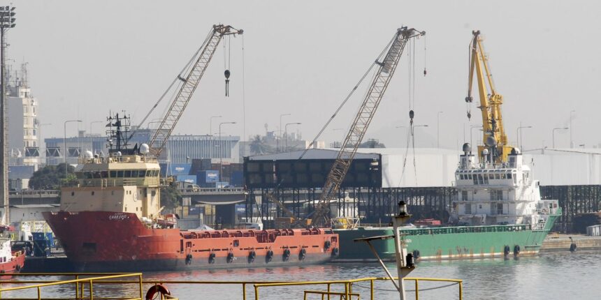 justica-mantem-liminar-que-derruba-imposto-na-exportacao-de-petroleo