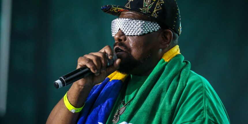 morre-afrika-bambaataa,-pioneiro-do-hip-hop-e-da-cultura-negra-mundial