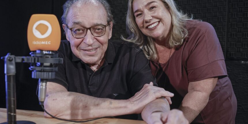 radio-mec:-nova-temporada-do-conversa-com-o-autor-recebe-ruy-castro