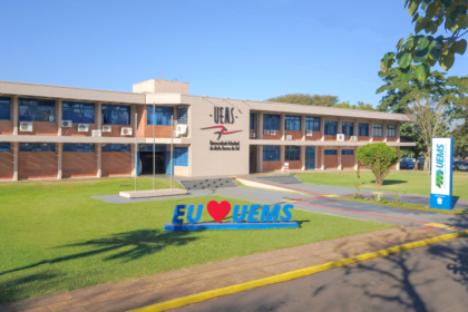 uems-abre-inscricoes-para-auxilios-permanencia-e-alimentacao-para-estudantes-em-vulnerabilidade