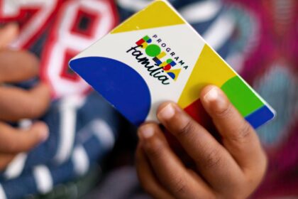 caixa-comeca-a-pagar-bolsa-familia-de-abril