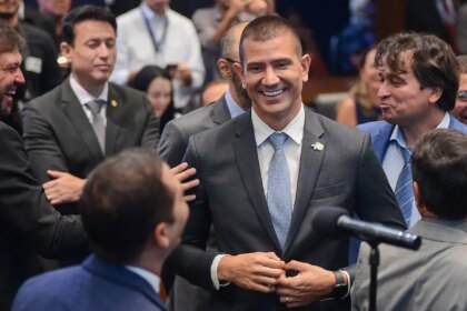 pdt-aciona-stf-para-anular-eleicao-de-douglas-ruas-na-alerj