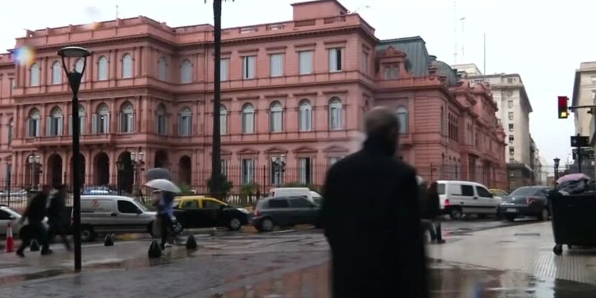 milei-proibe-acesso-de-jornalistas-a-casa-rosada:-ataque-a-imprensa
