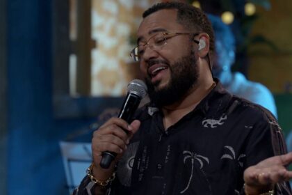 samba-da-gamboa-recebe-o-cantor-e-compositor-dudu-nobre-neste-domingo