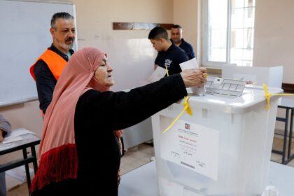 palestinos-vao-as-urnas-em-eleicoes-municipais