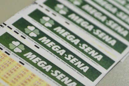 mega-sena-acumula-para-r$-115-milhoes