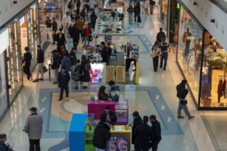 sexta-e-o-novo-sabado:-41-empresas-em-portugal-reduzem-escala-para-4×3