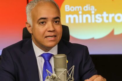 periferia-viva-vai-construir-ou-reformar-banheiros-para-9-mil-familias