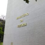 reforma-tributaria:-governo-regulamenta-cobranca-da-cbs-e-do-ibs