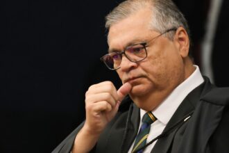 dino-questiona-atuacao-conjunta-da-cvm-e-bc-para-impedir-fraudes