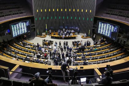 camara-inicia-analise-de-projeto-sobre-exploracao-de-minerais-criticos
