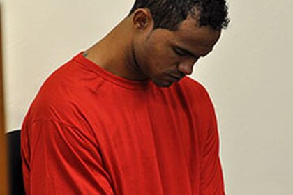 goleiro-bruno-e-preso-em-sao-pedro-da-aldeia,-no-rio-de-janeiro