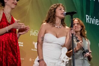dolores-fonzi-concorre-a-premio-de-cinema-com-luta-pelo-aborto-legal