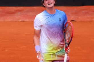 joao-fonseca-perde-na-estreia-do-masters-1000-de-roma-e-e-eliminado