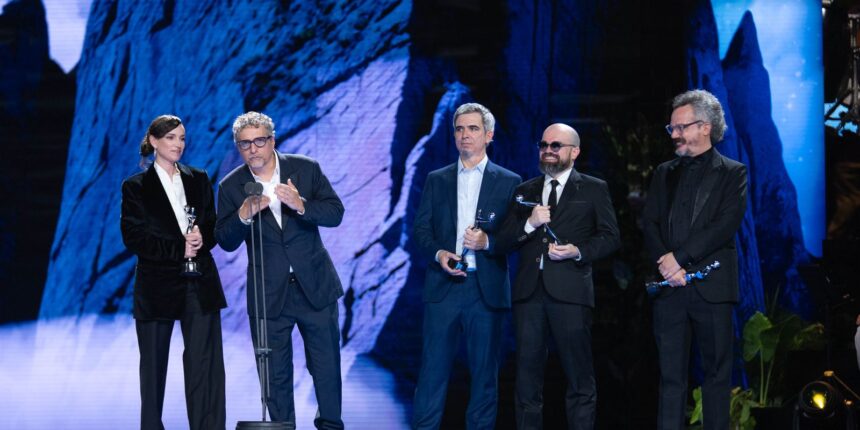 apocalipse-nos-tropicos-e-o-agente-secreto-vencem-premios-platinos