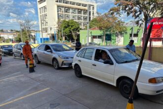 ses-aplica-2,4-mil-doses-no-primeiro-fim-de-semana-de-drive-thru-e-prorroga-vacinacao-ate-24-de-maio