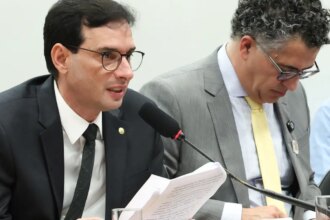 fim-da-escala-6×1:-relator-propoe-que-um-dia-de-folga-seja-no-domingo
