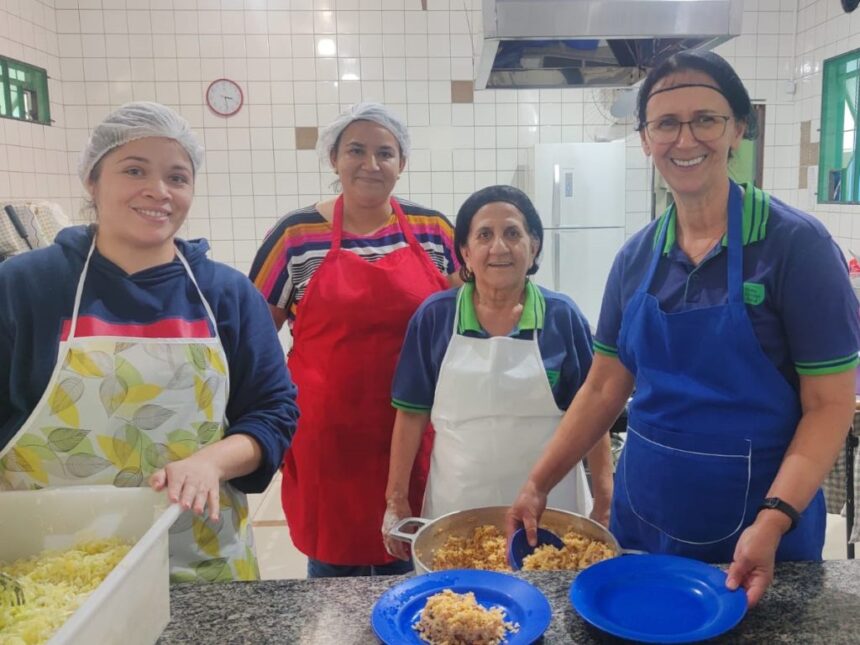 torta-nutritiva-de-mandioca:-receita-servida-em-escola-de-ms-vence-concurso-nacional-de-alimentacao-escolar