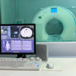 novo-tomografo-amplia-capacidade-de-diagnostico-e-fortalece-atendimentos-de-saude