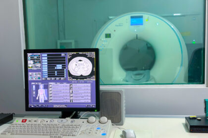 novo-tomografo-amplia-capacidade-de-diagnostico-e-fortalece-atendimentos-de-saude