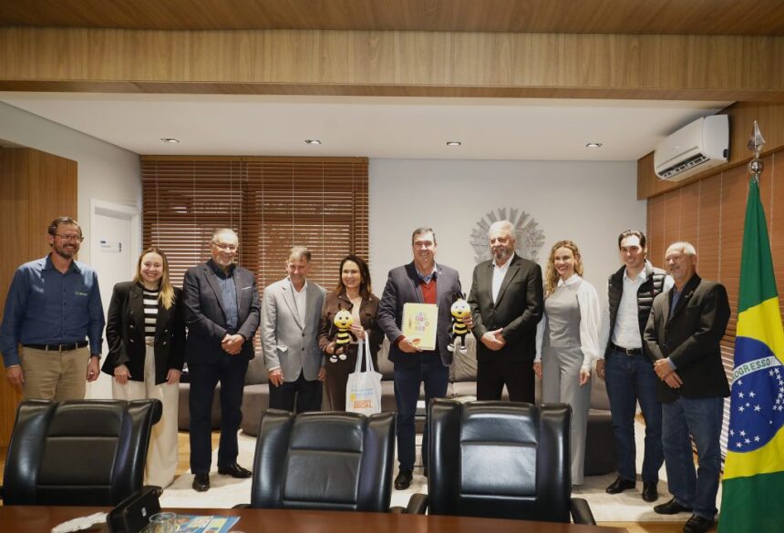 educacao-financeira,-cooperativismo-e-protagonismo-juvenil-ganham-espaco-nas-escolas-estaduais