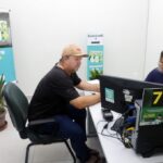 guiche-60+-aproxima-pessoas-idosas-do-mundo-digital-e-garante-acesso-aos-servicos-do-detran-ms