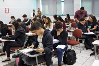 alunos-do-prouni-podem-solicitar-bolsa-permanencia-de-r$-700-por-mes